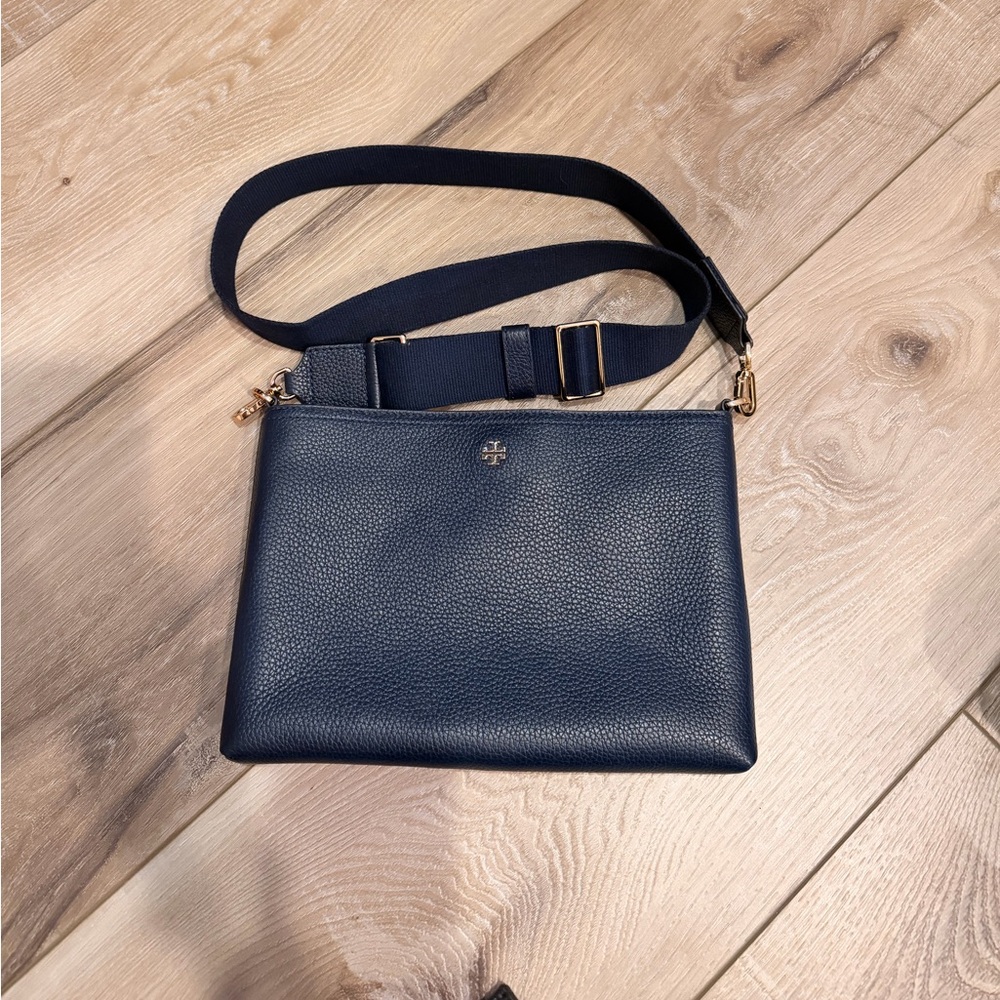 Tory Burch Blake Navy Leather Crossbody Bag Purse Messenger Swingpack